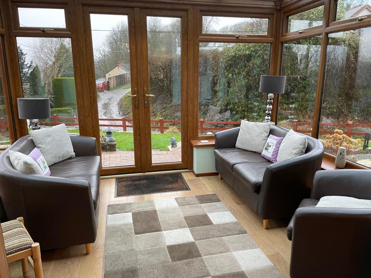 Dyffryn Taf - Spacious 3 Bedroom Bungalow Close To Amenities St Clears Exterior foto
